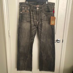 New vintage w/tag True Religion black fade denim jeans.